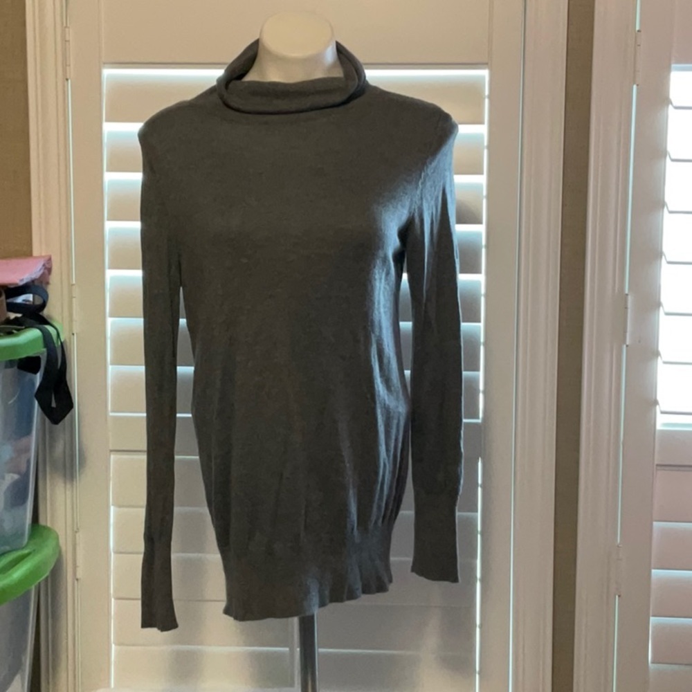 Mossimo Supply Co. Gray Turtleneck Sweater